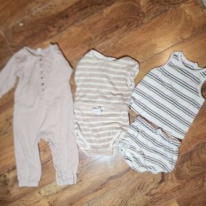 Quincy Mae Lot Baby Drawstring  Shorts Tank Outfit, LS Romper & Ss Romper 12+boy